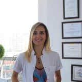 Uzm. Dt. Ela Çabuk Renklibay Profil Fotoğrafı