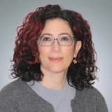 Prof. Dr. Ayşe Nur İzol Torun Profil Fotoğrafı