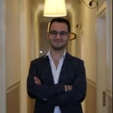 Op. Dr. Deniz Yıldırım Profil Fotoğrafı