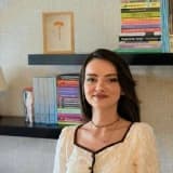 Klinik Psikolog Büşra Gülsün Şimşek Profil Fotoğrafı