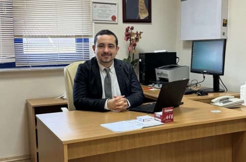 Op. Dr. Özden Savaş Profil Fotoğrafı