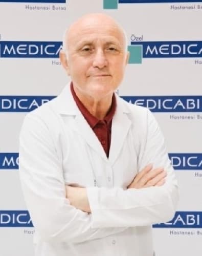 Uzm. Dr. Fikret Rüstemoğlu Profil Fotoğrafı