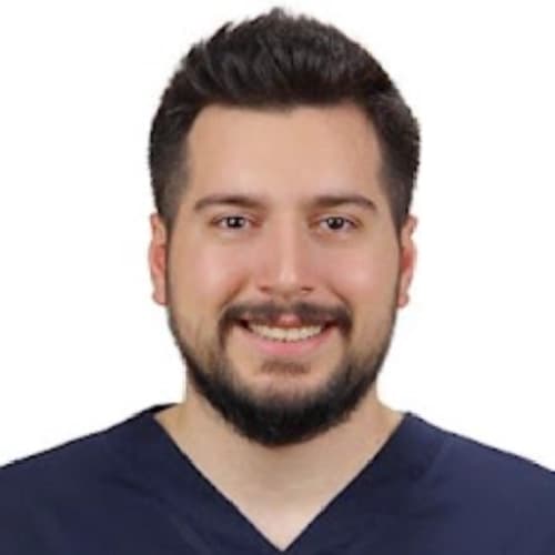 Dt. Batuhan Şahin Profil Fotoğrafı