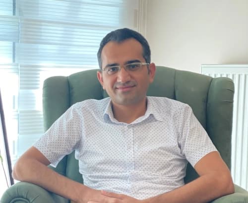 Dr. Mustafa İspir Profil Fotoğrafı