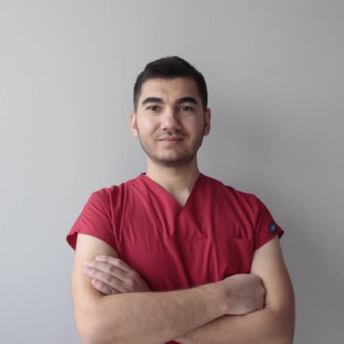 Uzm. Dt. Özgen Kırmızıbekmez Profil Fotoğrafı