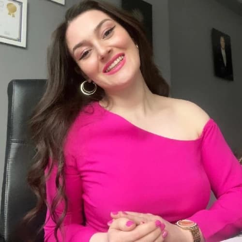 Dyt. Büşra Meral Profil Fotoğrafı