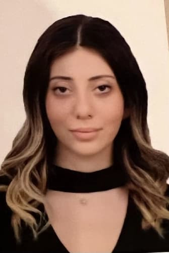 Klinik Psikolog Gökçe Yaşar Profil Fotoğrafı