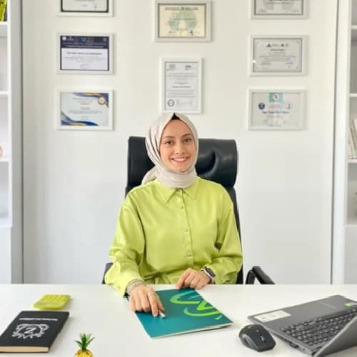 Dyt. Zeynep Sena Çelikkanat Profil Fotoğrafı