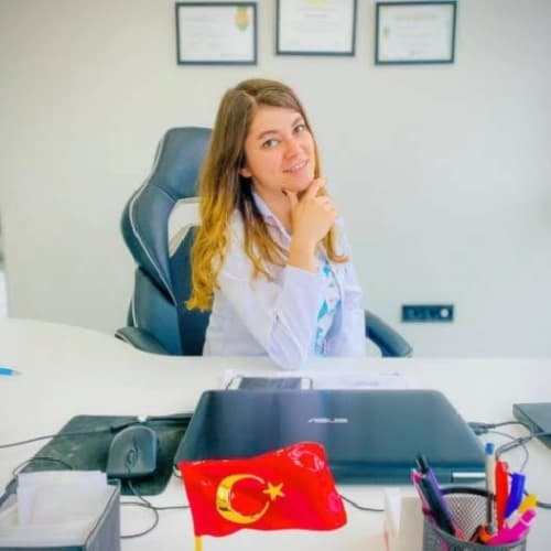 Dt. Burçak Çopur Profil Fotoğrafı