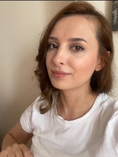 Klinik Psikolog İrem Nur Karahisar Yüksel Profil Fotoğrafı