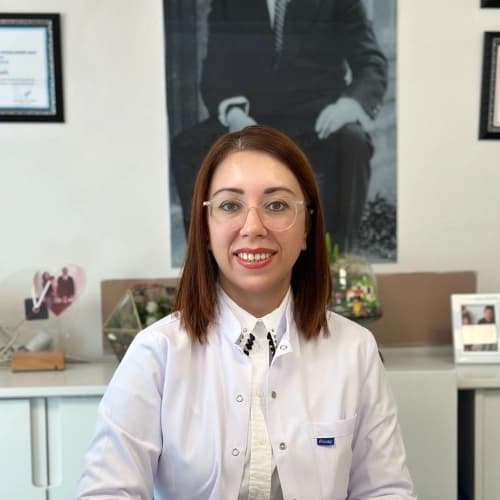 Uzm. Dr. Deniz Nur Yıldız Profil Fotoğrafı