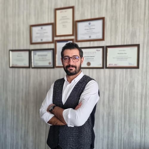 Uzm. Psk. Muhittin Dar