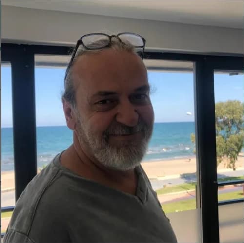 Dt. Mümtaz Hüseyin Uğur Profil Fotoğrafı
