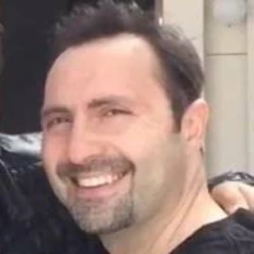 Dt. Tuğrul Şahin Profil Fotoğrafı