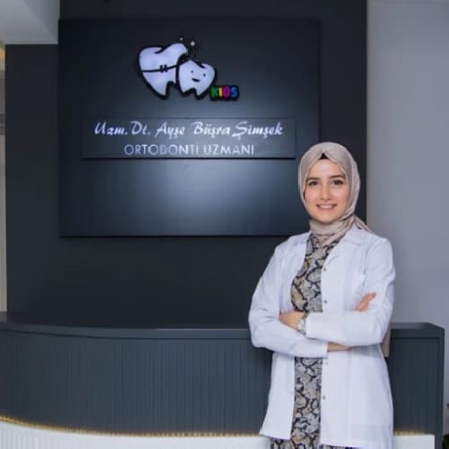 Uzm. Dt. Ayşe Büşra Şimşek Profil Fotoğrafı