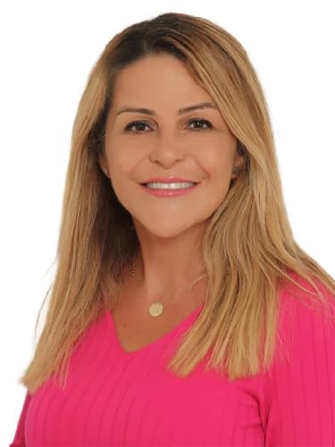 Klinik Psikolog Gülay Çaylıoğlu Profil Fotoğrafı