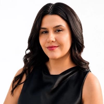 Uzman Aile Danışmanı Ece Kapcak Profil Fotoğrafı