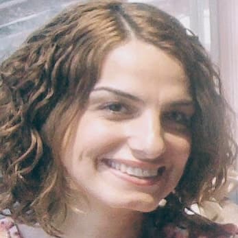 Uzm. Dr. Eylem Gökmeydan Erdoğan Profil Fotoğrafı