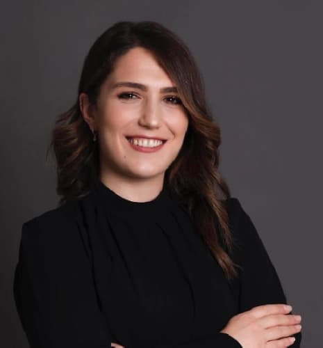 Klinik Psikolog Esra Yavuz Profil Fotoğrafı