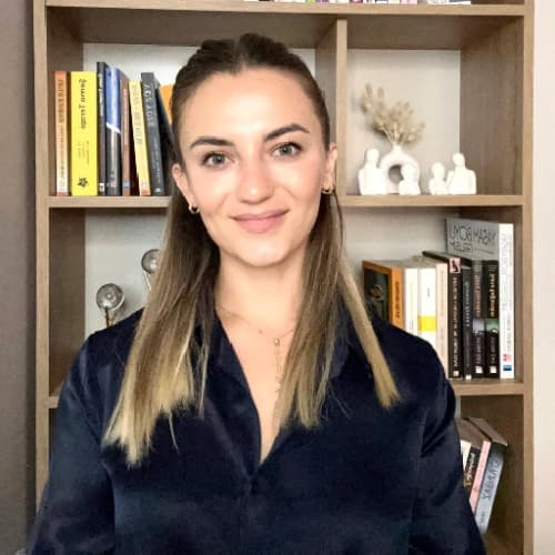 Aile Danışmanı İrem Nair