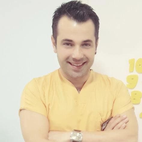 Dr. Dt. Aykut Taşkın Profil Fotoğrafı