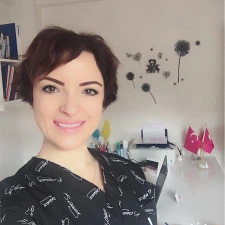 Dt. Tuğba Tıknas Profil Fotoğrafı