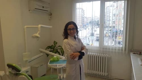 Dt. Zehra Özbek Elemek Profil Fotoğrafı
