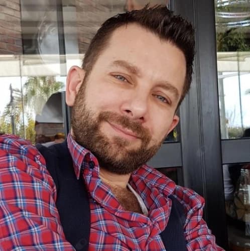 Uzm. Dr. Hakan Türkoğlu Profil Fotoğrafı