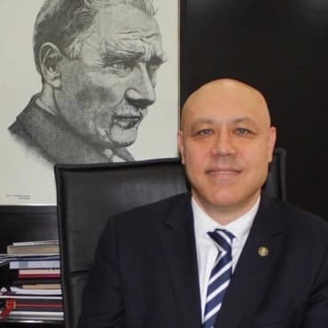 Prof. Dr. Erbil Doğan Profil Fotoğrafı