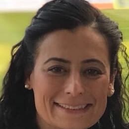 Dr. Psk. Selen Ayas Bütün Profil Fotoğrafı