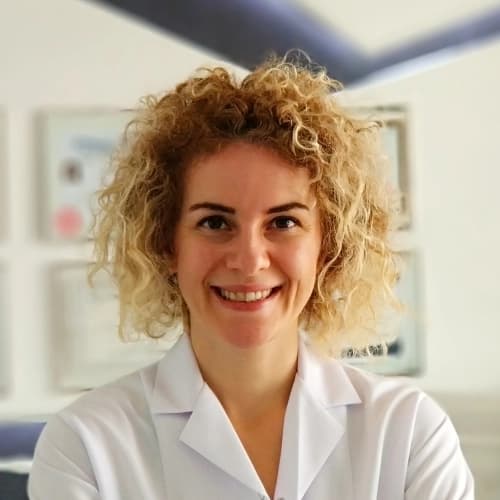 Dr. Dt. Cansel Göçtürk Profil Fotoğrafı