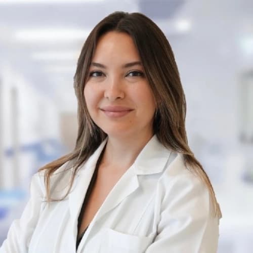 Uzm. Dr. Özlem Akın Çakıcı Profil Fotoğrafı