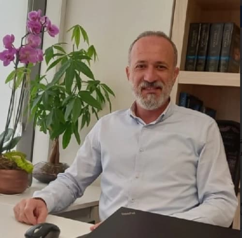 Doç. Dr. Mehmet Yılmaz Salman Profil Fotoğrafı