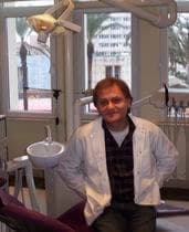 Dt. Ayhan Tipi