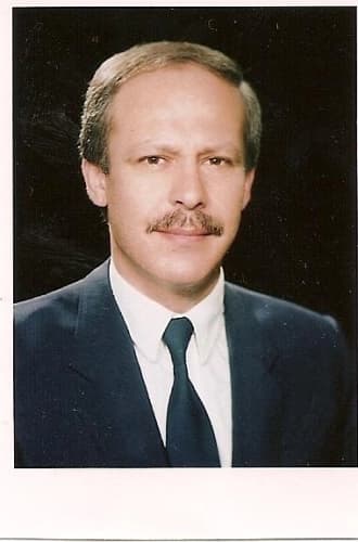 Dt. Noyan Bakır