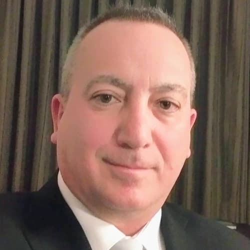 Uzm. Dr. Ayhan Erakay Profil Fotoğrafı