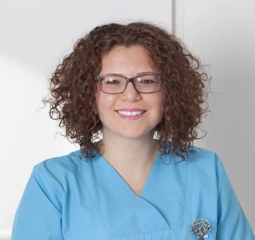 Dr. Dt. Atiye Gökşen Arda Sütlüoğlu Profil Fotoğrafı