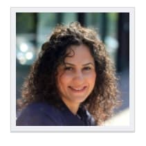Dr. Dt. Sara Yakınoğlu Profil Fotoğrafı