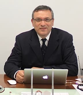 Op. Dr. Nikola Azar Profil Fotoğrafı