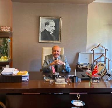 Uzm. Dr. Nihat Özkan Profil Fotoğrafı