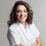 Dt. Burcu Şenol Kutlu Profil Fotoğrafı