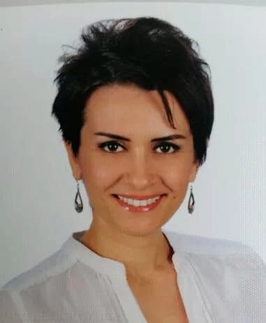 Uzm. Dr. Arzu Erkan Yüce Profil Fotoğrafı