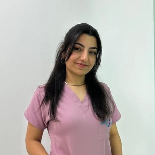 Dt. Melis Kızak Profil Fotoğrafı