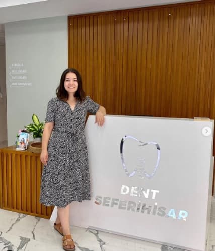 Uzm. Dt. Yağmur Kahraman Banazlı