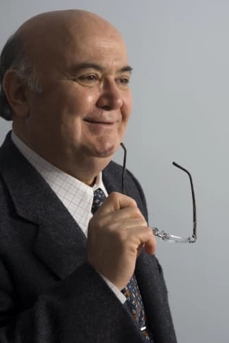 Prof. Dr. Mesut Özcan Profil Fotoğrafı
