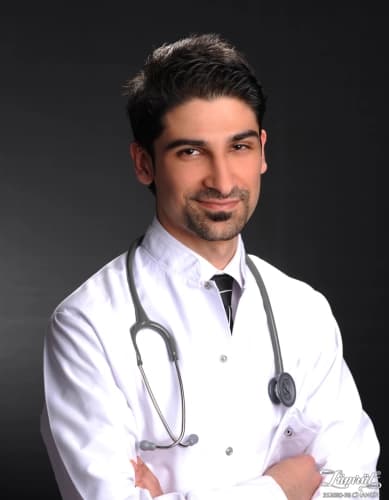 Dr. Emrah Ülker Profil Fotoğrafı