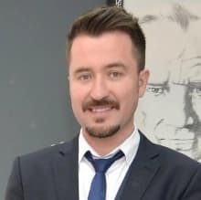 Uzm. Dr. Levent Önal Profil Fotoğrafı
