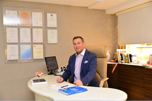 Op. Dr. Akın Akyurt Profil Fotoğrafı