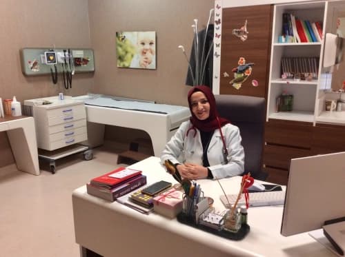 Uzm. Dr. Hafsa UÇUR Profil Fotoğrafı