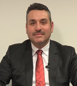 Op. Dr. Atilla Akova